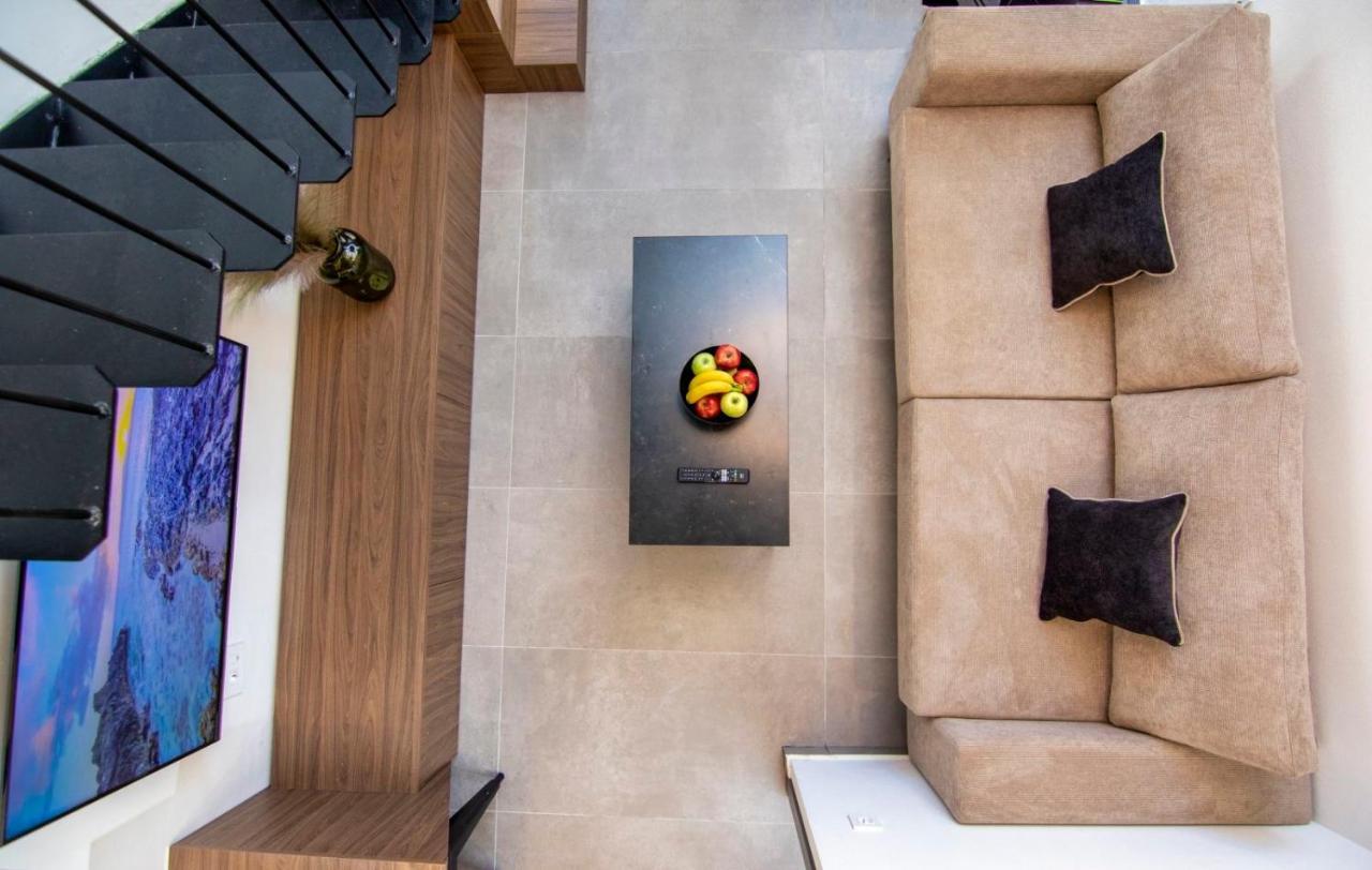 Apartamento Luxury Loft In The Center Rhodes City Exterior foto